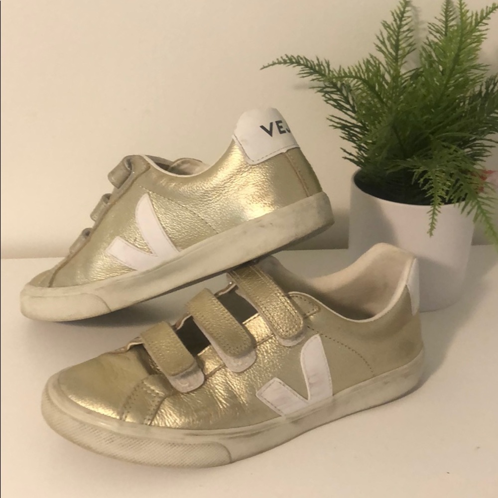 Veja sneakers